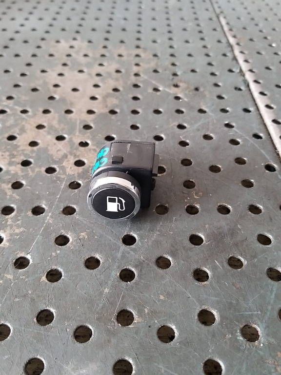 Buton rezervor jeep grand cherokee 4 wk wk2 68164107aa 10098100