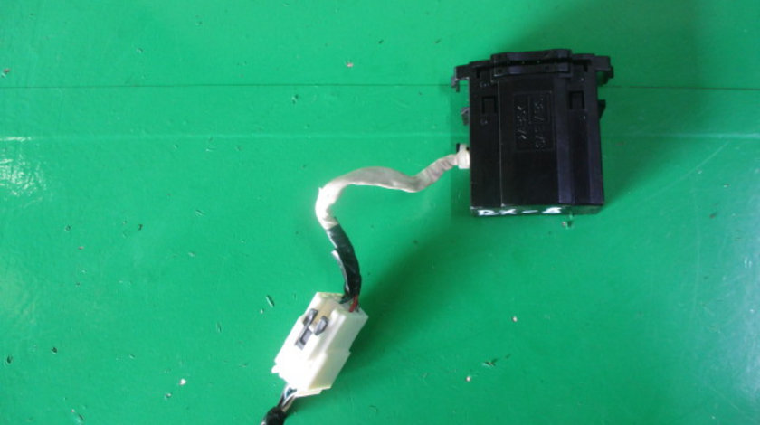 BUTON / SENZOR / MODUL COD 083-2d57 MAZDA RX-8 SE17 1.3 BENZINA FAB. 2003 – 2012 ⭐⭐⭐⭐⭐