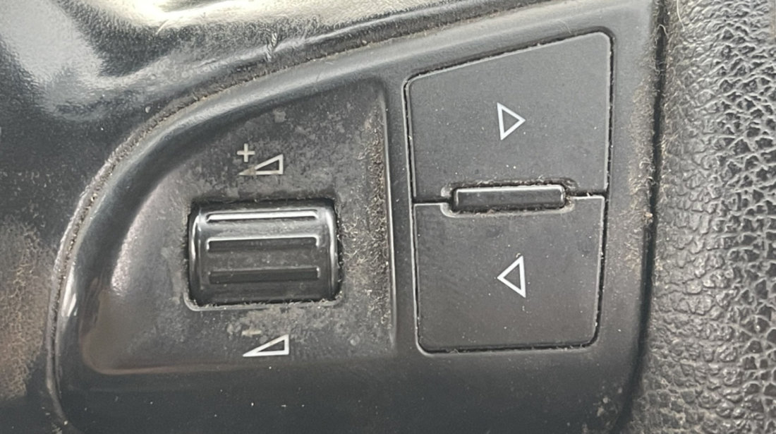 Buton Stanga Comanda Comenzi Volum Radio de pe Volan Skoda Superb 2 2008 - 2015