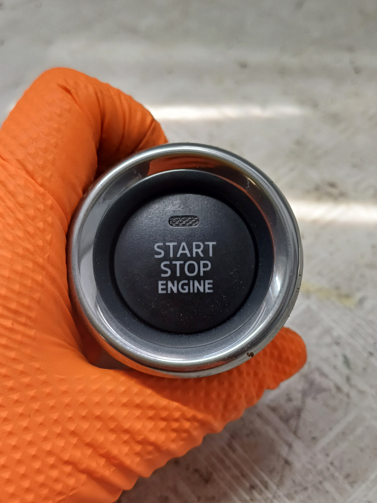 Buton start-stop Mazda CX-5 2.2 Motorina 2018, BJS7663S0