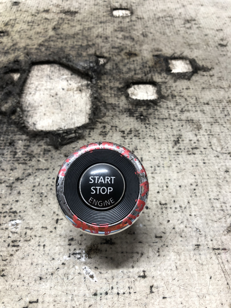 Buton start-stop Nissan X-Trail 2015