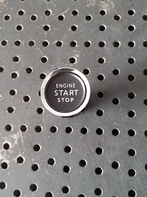 Buton start stop opel zafira e life 982720518000