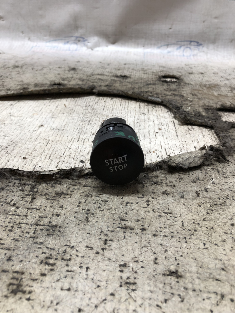 Buton start-stop Renault Captur 0.9 Benzina 2018