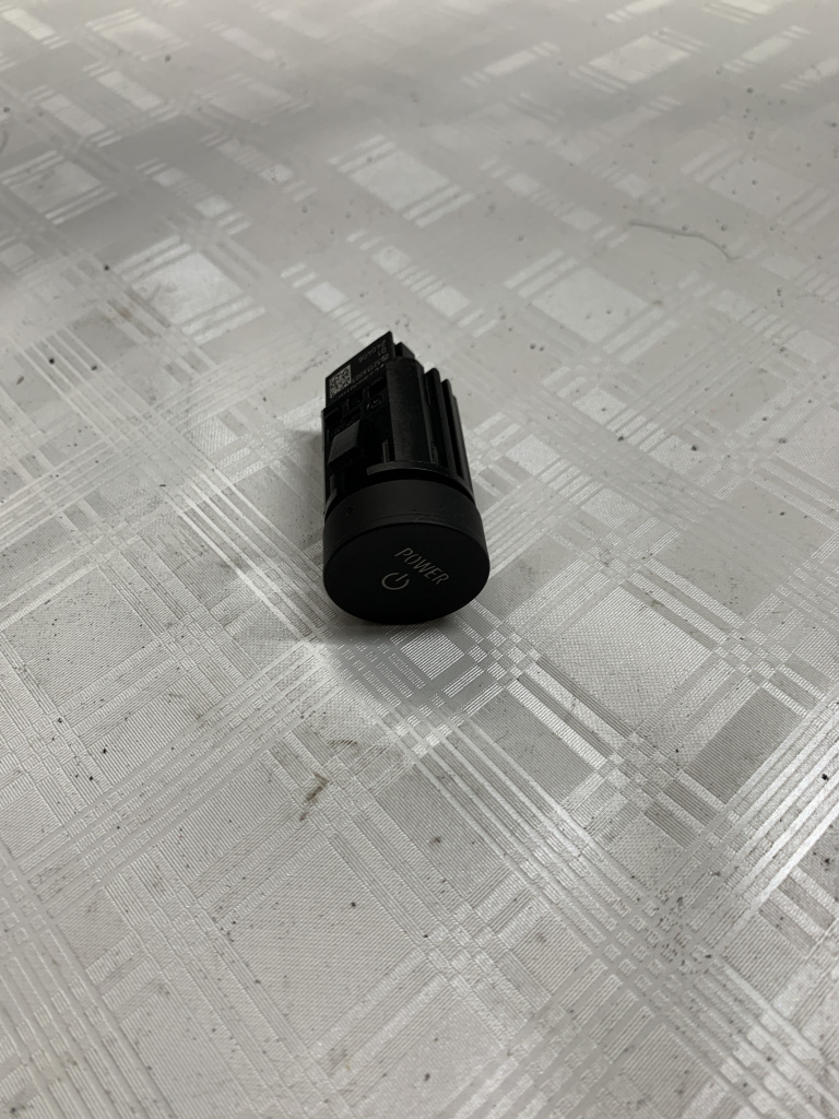 Buton start-stop Renault Megane 5 - Motorina 2024, 251505819R