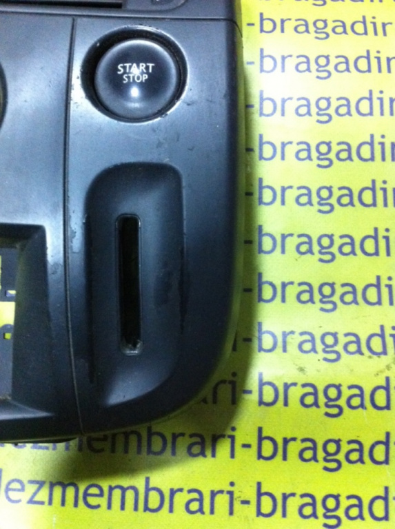 Buton start stop Renault Scenic 2 [2003 - 2006] Minivan 5-usi 1.4 MT (98 hp) II (JM0/1_)