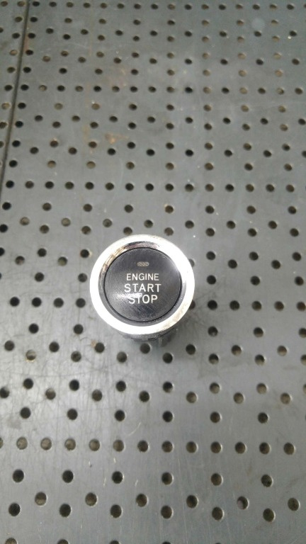 Buton start stop toyota yaris p9 2005dj0924 15a8544