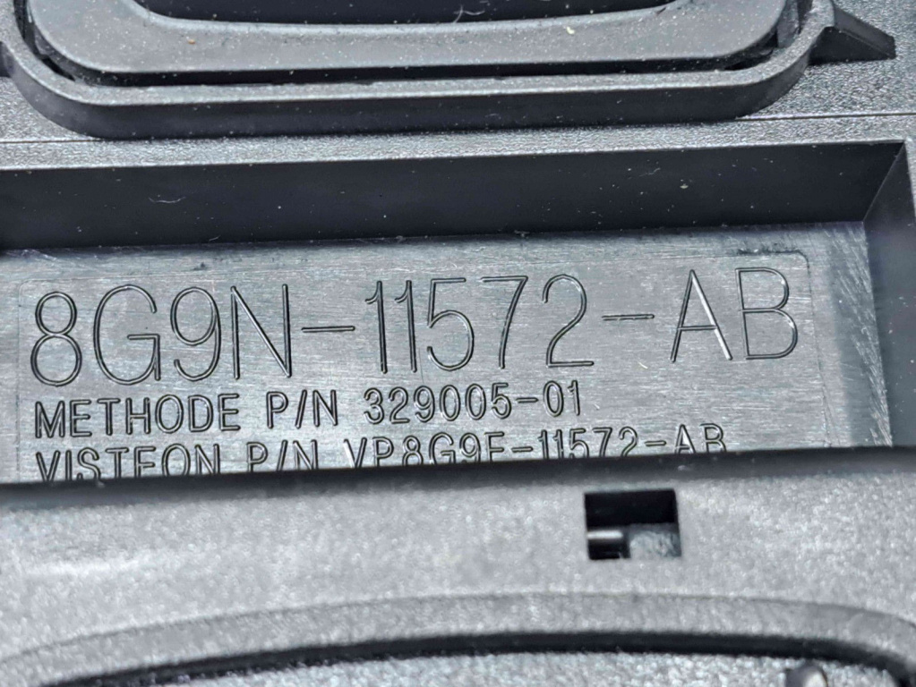 Buton START/STOP Volvo XC60 [Fabr 2008-2017] 32900501