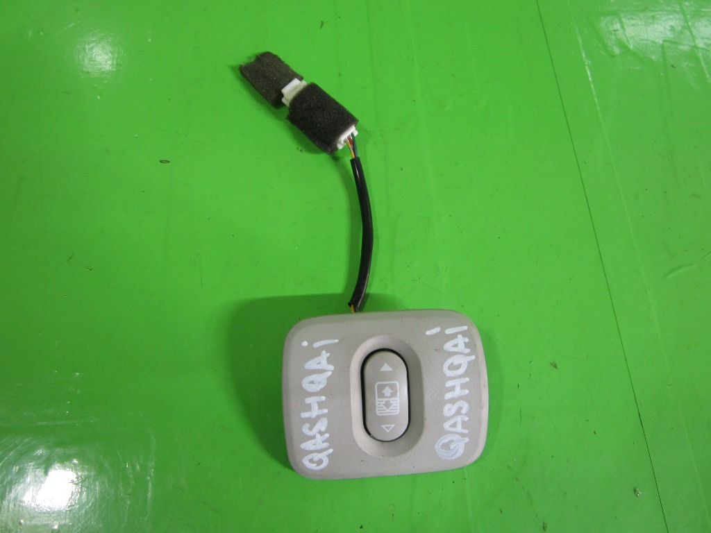 BUTON TRAPA NISSAN QASHQAI J10 FAB. 2006 - 2013 ⭐⭐⭐⭐⭐