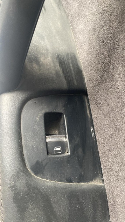 Buton usa dreapta fata Audi Q7 4L an 2014
