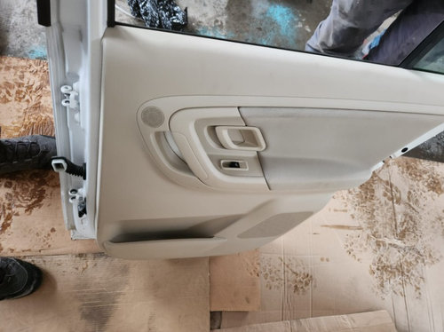 Buton usa dreapta spate Skoda Fabia 2 1.2TSI facelift combi 2009 2010 2011 2012 2013 2014