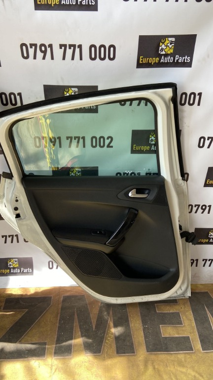 Buton usa stanga spate Peugeot 208 1.6 HDI cod motor 9HP an 2013