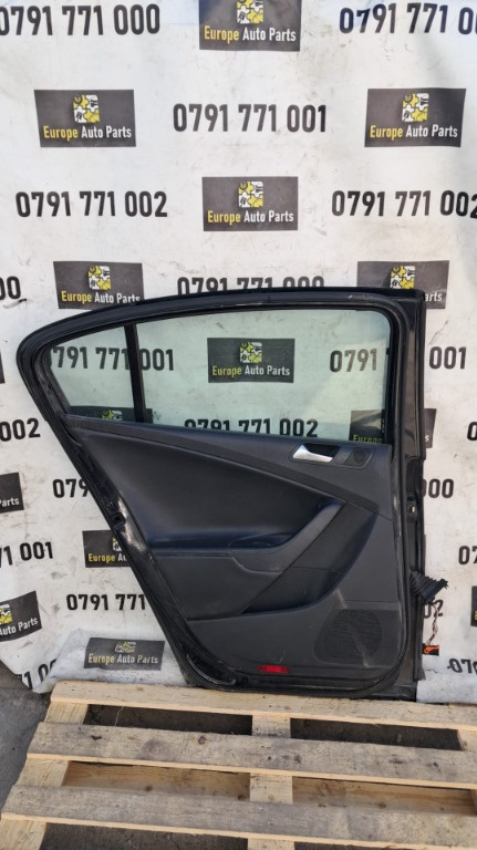 Buton usa stanga spate VW Passat B6 an 2