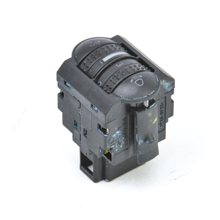 Buton Vw Passat B5, B5.5 1996-2005 1.9 Tdi Avf Motorina 3B0941333C, 3B0 941 333 C, 3B0 941 333, 3B0941333
