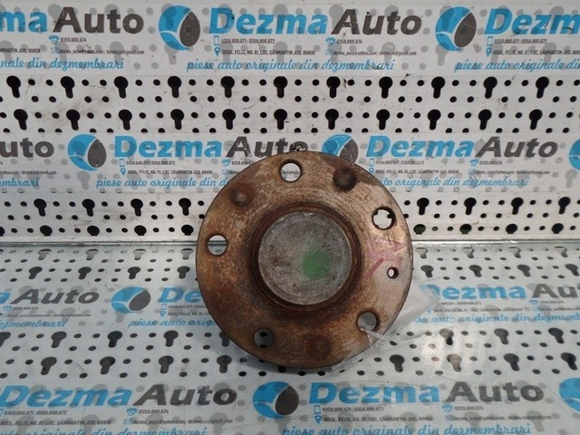 Butuc dreapta spate, Vw Passat (3C2) 2.0tdi (id:187911)
