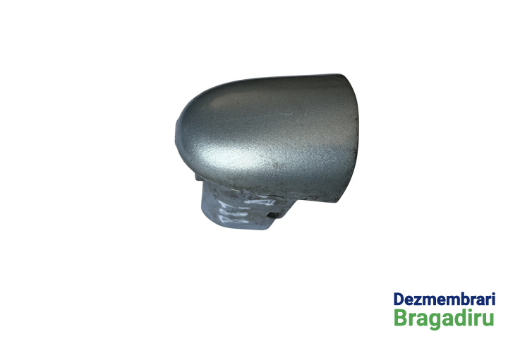 Butuc fals usa spate dreapta Cod: 8200028784 8200028784 Renault Laguna 2 [2001 - 2005] Grandtour wagon 1.9 DCi MT (120 hp) Cod motor F9Q-C7-50