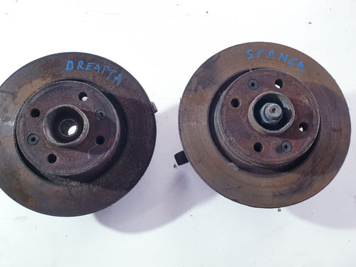 Butuc roata fata stanga/dreapta