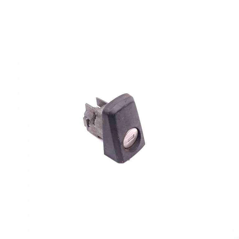 Butuc Usa Fata Dreapta Opel Astra H 2004-2012