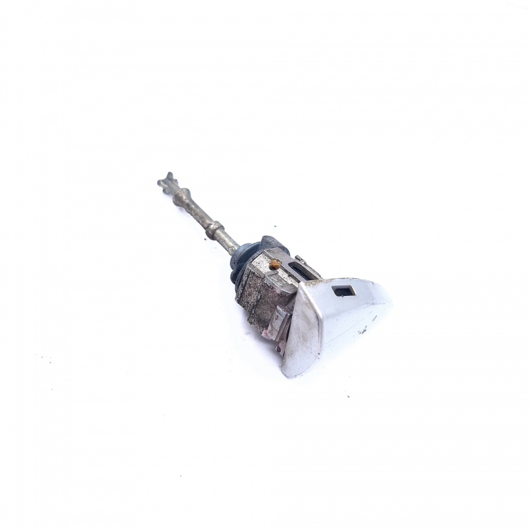 Butuc Usa Fata Lexus Is 2 (Gse2, Ale2, Use2) 2005-2015 220D (Ale20) 2Ad-Fhv Motorina Dreapta