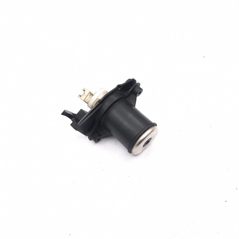 Butuc Usa Fata Stanga Ford FIESTA Mk 5 2002 - 2008