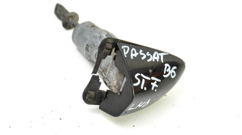 Butuc Usa Fata Stanga VW PASSAT B6 2005 - 2010 3C0837167