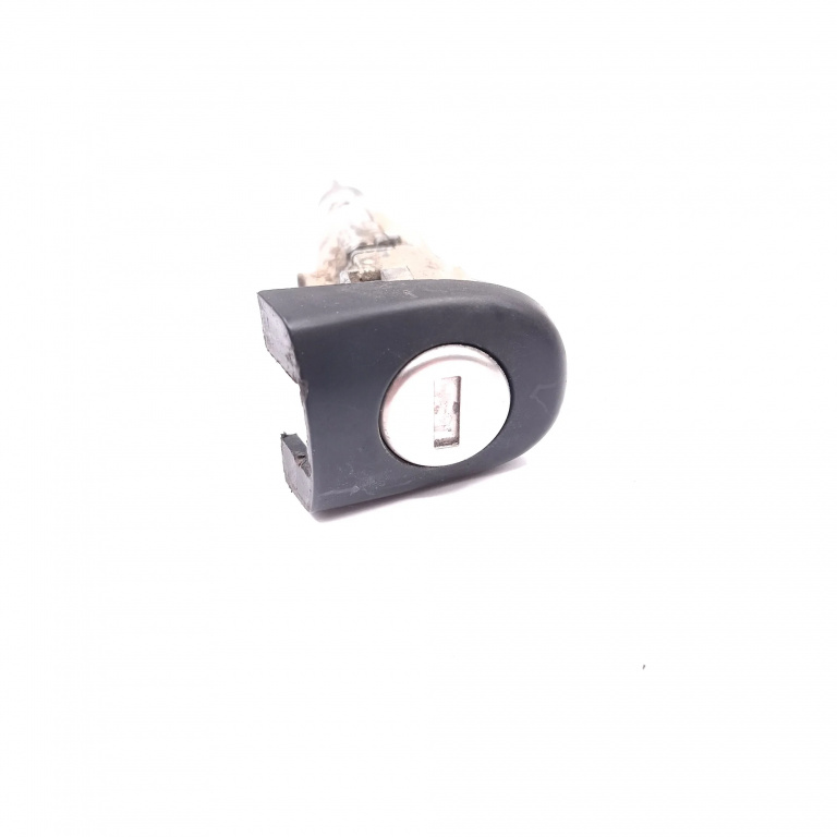 Butuc Usa Fata Vw Golf 5 2003-2009 1.4 Fsi Bkg Benzina Stanga 1K0837167C, Bh6Es, Zp51