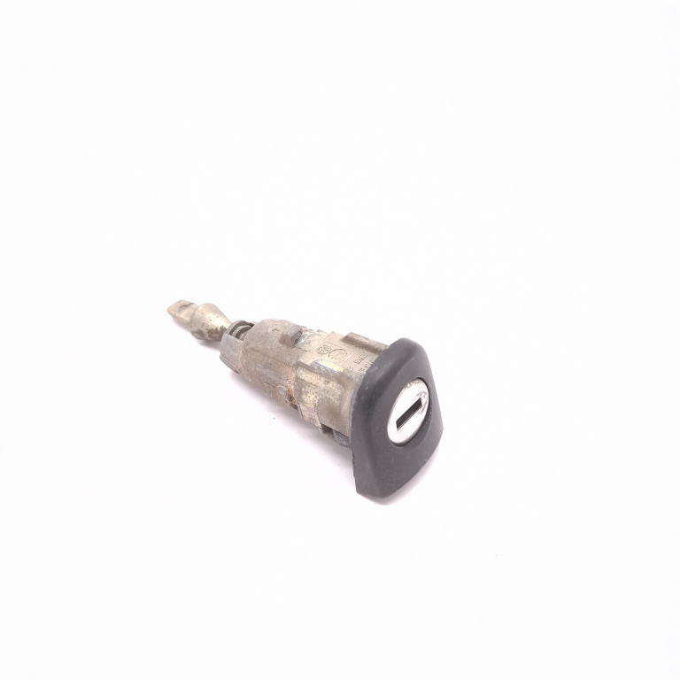 Butuc Usa Fata Vw Golf 5 2003-2009 1.6 Bgu Benzina Dreapta Stanga 1K0837167C, 1K0 837 167C, 1K0837167, Bh8Es, Zps2