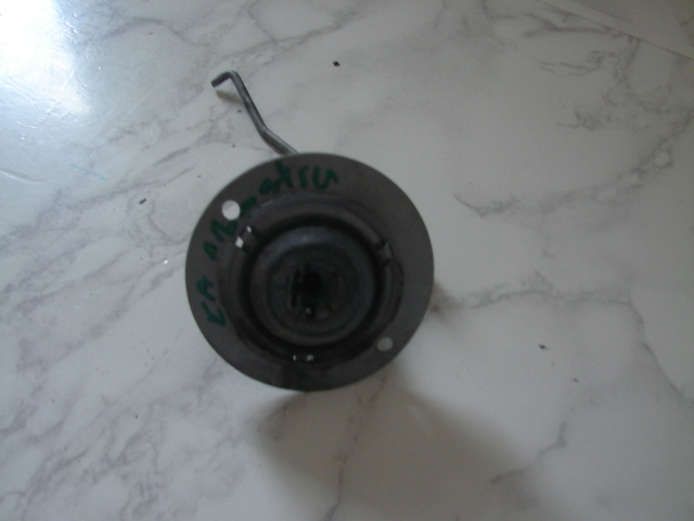 Butuc usa stanga Ford Ka [1996 - 2008] Hatchback 3-usi 1.3 MT (50 hp) (RB_)