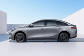 BYD e7