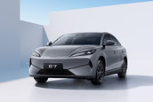 BYD e7