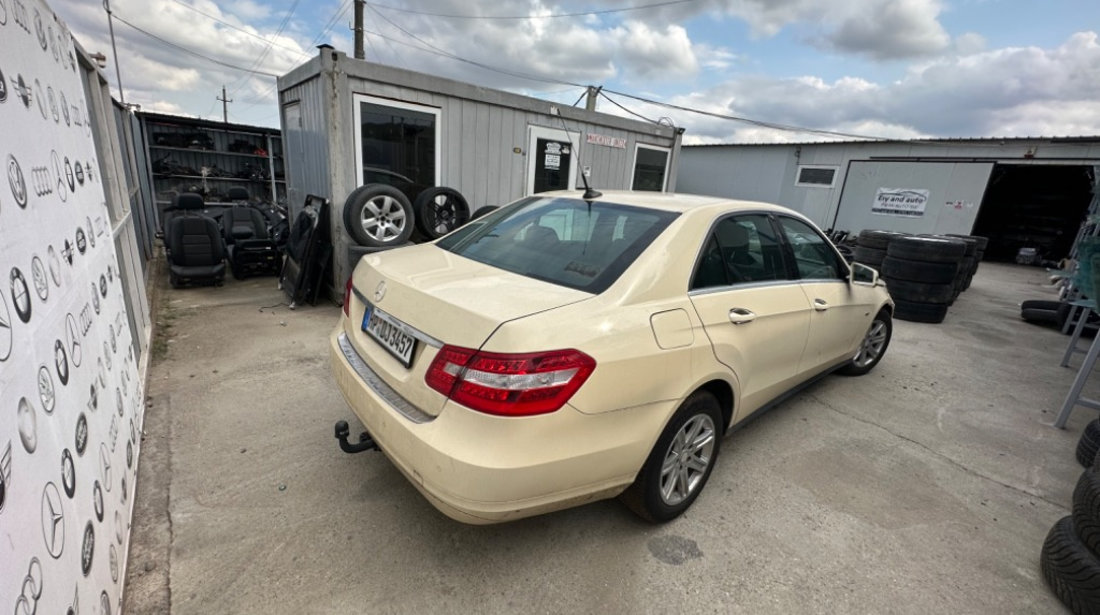 Cârlig de remorcare original Mercedes e class w212