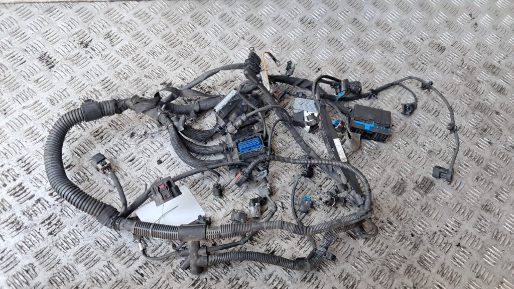 Cabal motor Opel Corsa E 1.4 Turbo 74KW/101Cp cod motor B14NEJ an 2017 cod 39090023 / 552667966