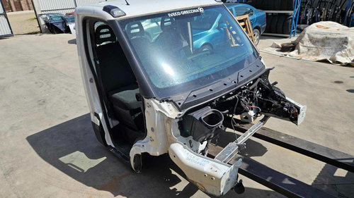 Cabina iveco daily 6 model dupa 2016 basculabil