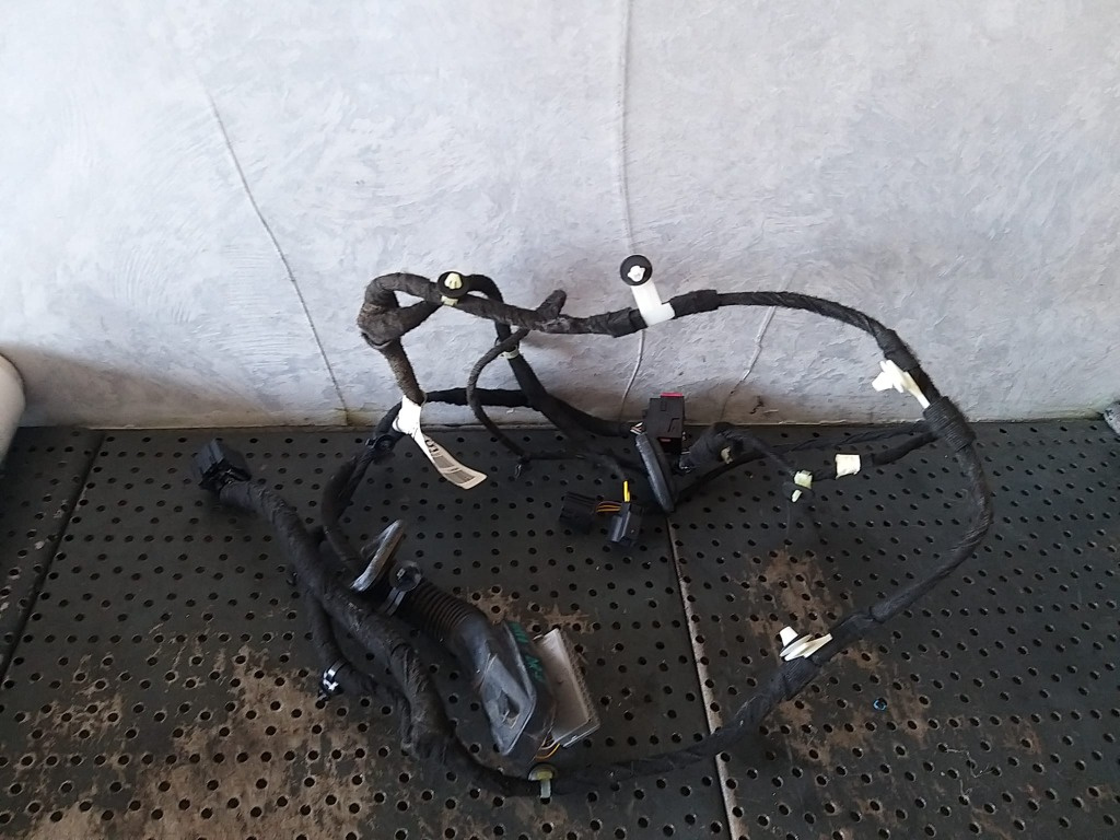 Cablaj instalatie electrica usa dreapta fata opel mokka x j13 42465393