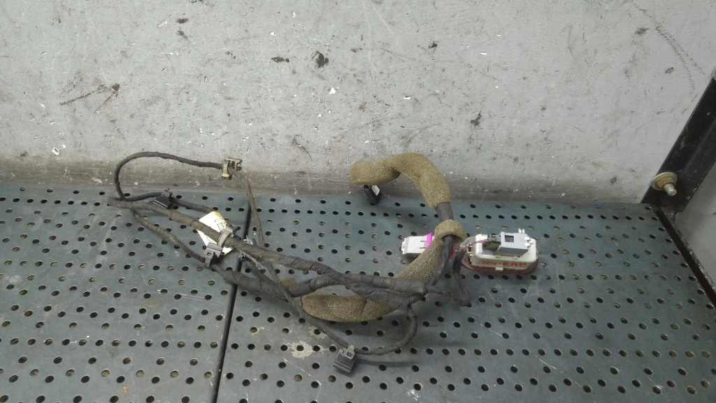 Cablaj instalatie electrica usa dreapta fata vw touran 1t 1t0971558d