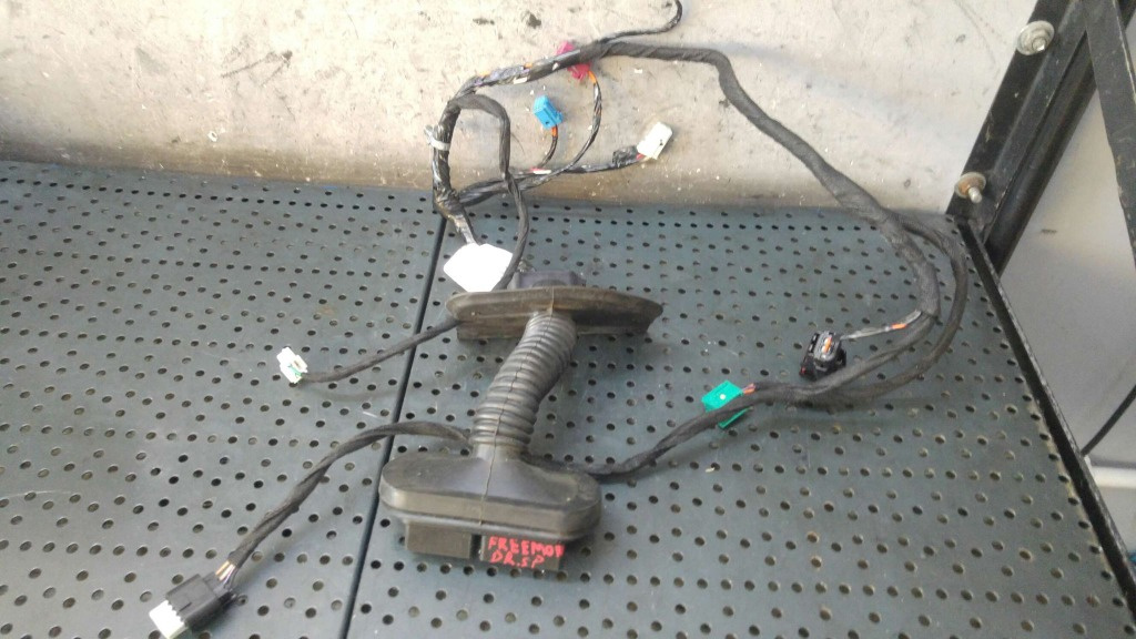Cablaj instalatie electrica usa dreapta spate fiat freemont 345 05084013ae
