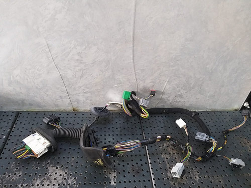 Cablaj instalatie electrica usa stanga fata ford fiesta 6 cb1 ccn 8v5t14a584aee