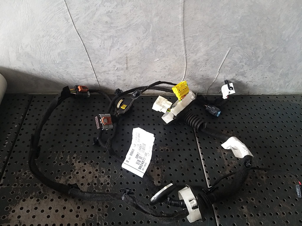 Cablaj instalatie electrica usa stanga fata opel zafira e life 9824872180