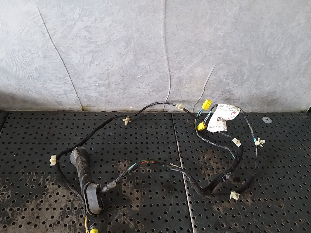 Cablaj instalatie electrica usa stanga spate alfa romeo 147 937 51727095
