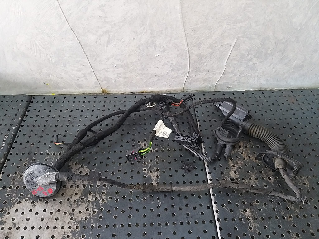 Cablaj instalatie electrica usa stanga spate audi q3 8u 8u0971687a
