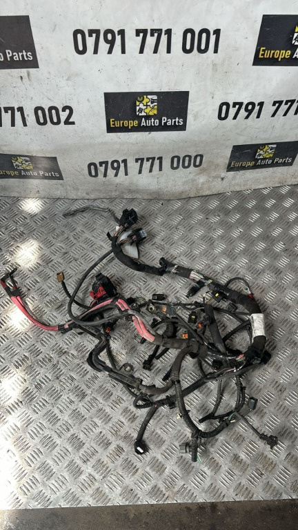 Cablaj motor Renault Megane 3 1.5 dci K9K837 an 2013 cod 240113243R