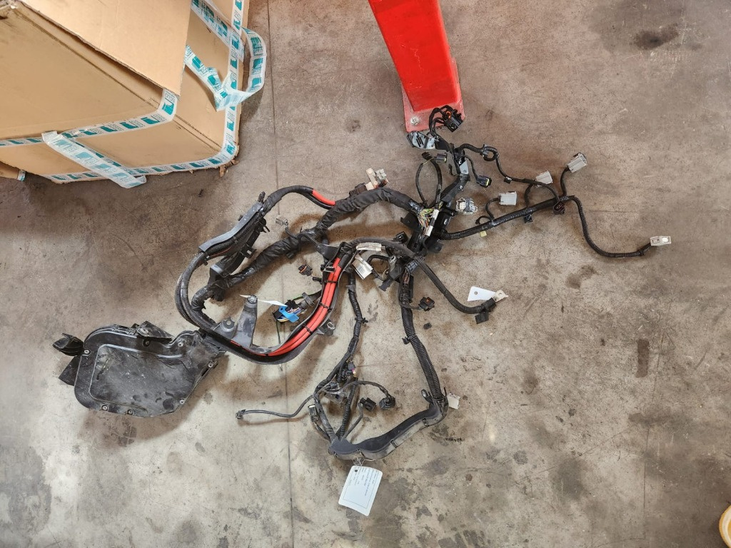 Cablaj motor Volvo V40 D4204T8 2.0 D 2016 Cod : 31394796