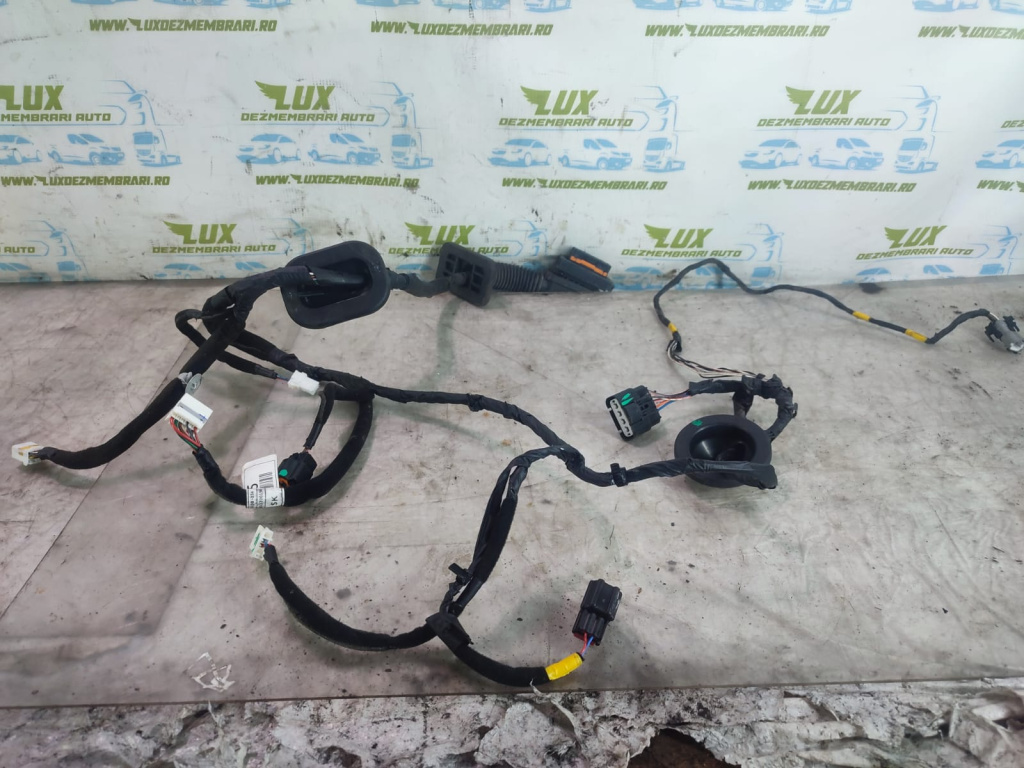 Cablaj portiera fata 91610-d7050 Hyundai Tucson 3 [2015 - 2020] 2.0 crdi D4HA