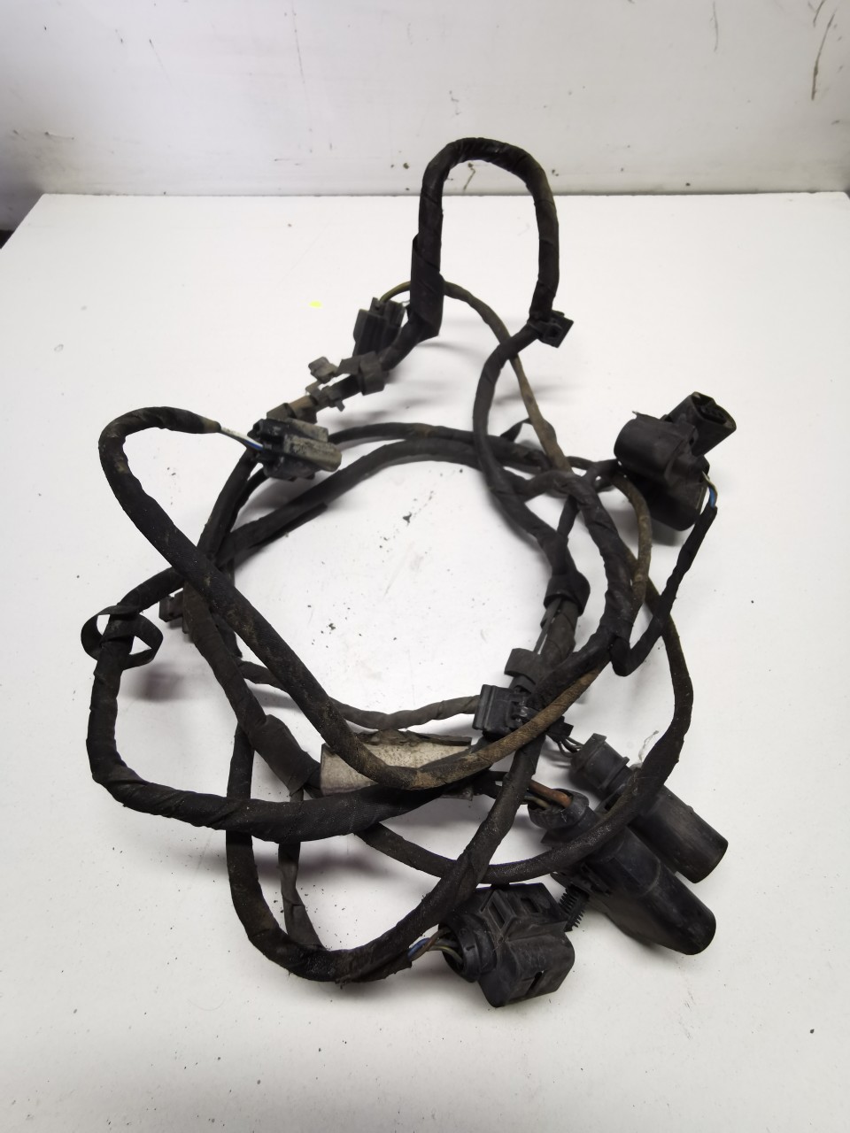 Cablaj senzori parcare fata Audi A4 B7 instalație electrica bara fata senzori claxoane proiectare