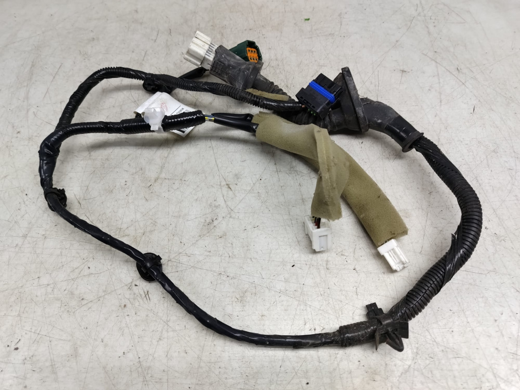 Cablaj usa dreapta spate 241261kk0a Nissan Juke YF15 [2010 - 2014]