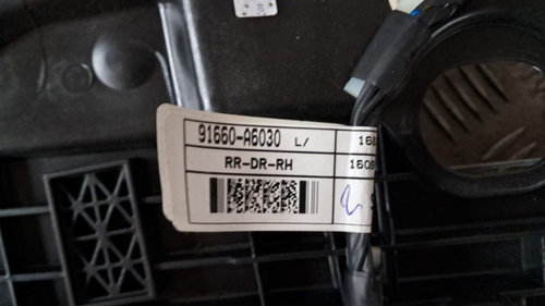 Cablaj usa dreapta spate Hyundai i30 1.6 GDI cod motor G4FD transmisie automata an 2017 cod 91660-A6...