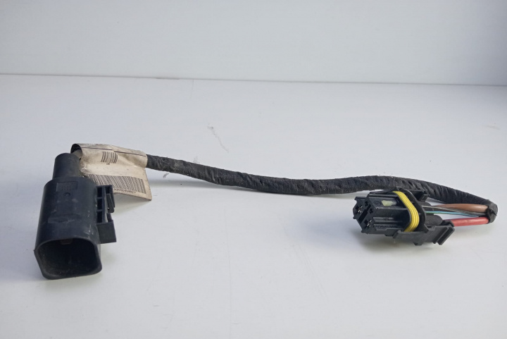 Cablu alimentare ventilator racire A2035409807 Mercedes-Benz C-Class W203 [2000 - 2004]