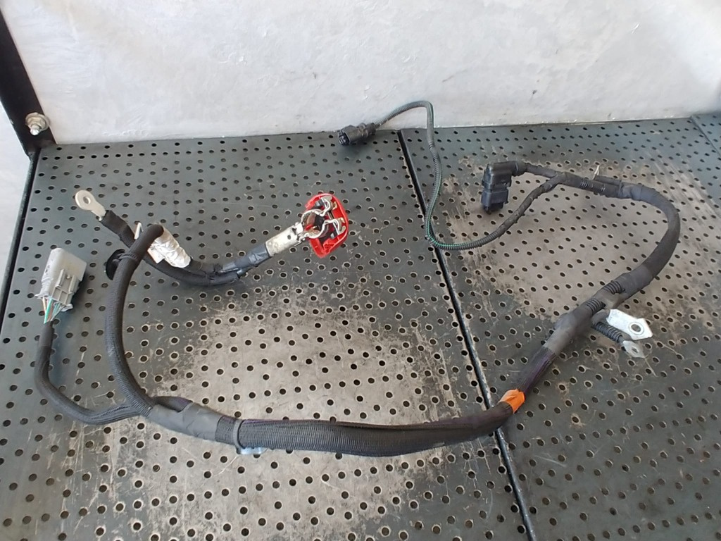 Cablu borna baterie plus 2.0 hdi ah01 peugeot 5008 9819972280
