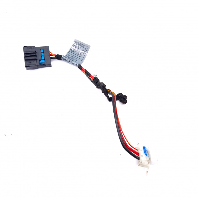Cablu Conector Bmw 5 (E60, E61) 2003-2010 Ventilator Habitaclu / Ventilator Aeroterma 6934972, 235141, Ee394T, E1389, 9008245192, 18570722 Tyco Electronics