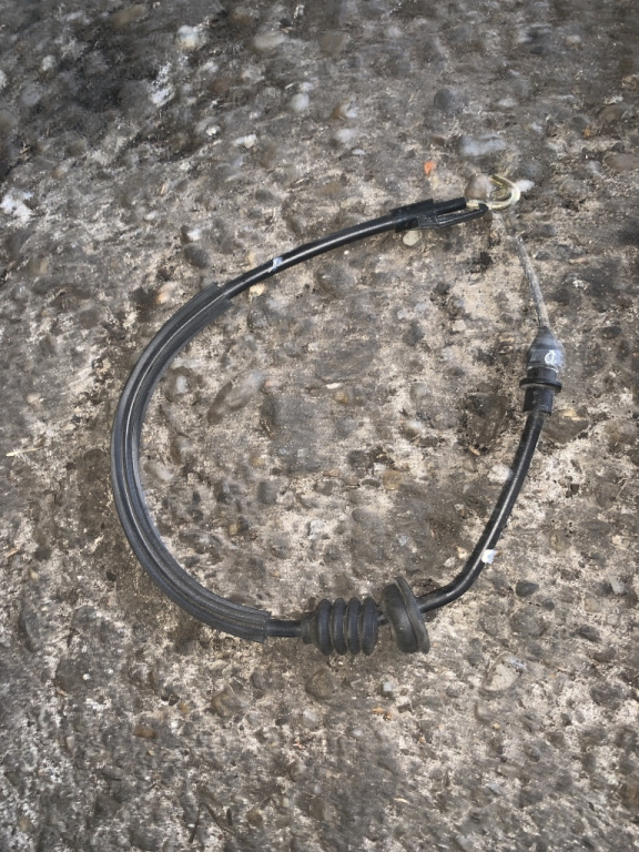 Cablu deschidere usa dreapta fata Volkswagen VW Bora [1998 - 2005] Sedan 1.9 TDI MT (150 hp) (1J2)