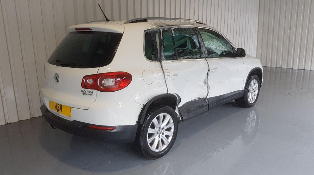 Cablu frana de mana Volkswagen Tiguan 2011 SUV 2.0 TDI